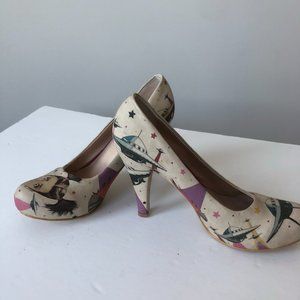 Hand-Painted Space Alien Pumps